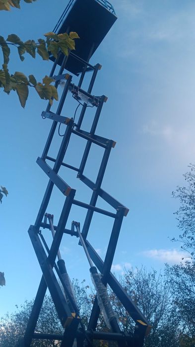 хидравлична платформа,вишка продавам, под наем