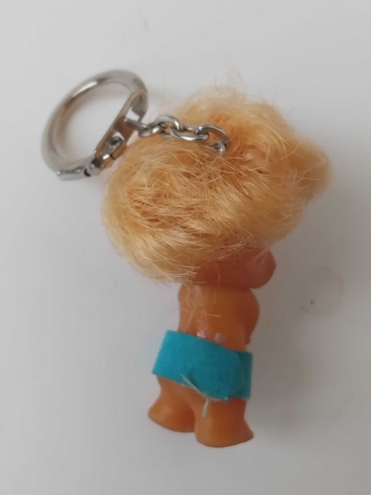 Стар Ключодържател плачещо бебе