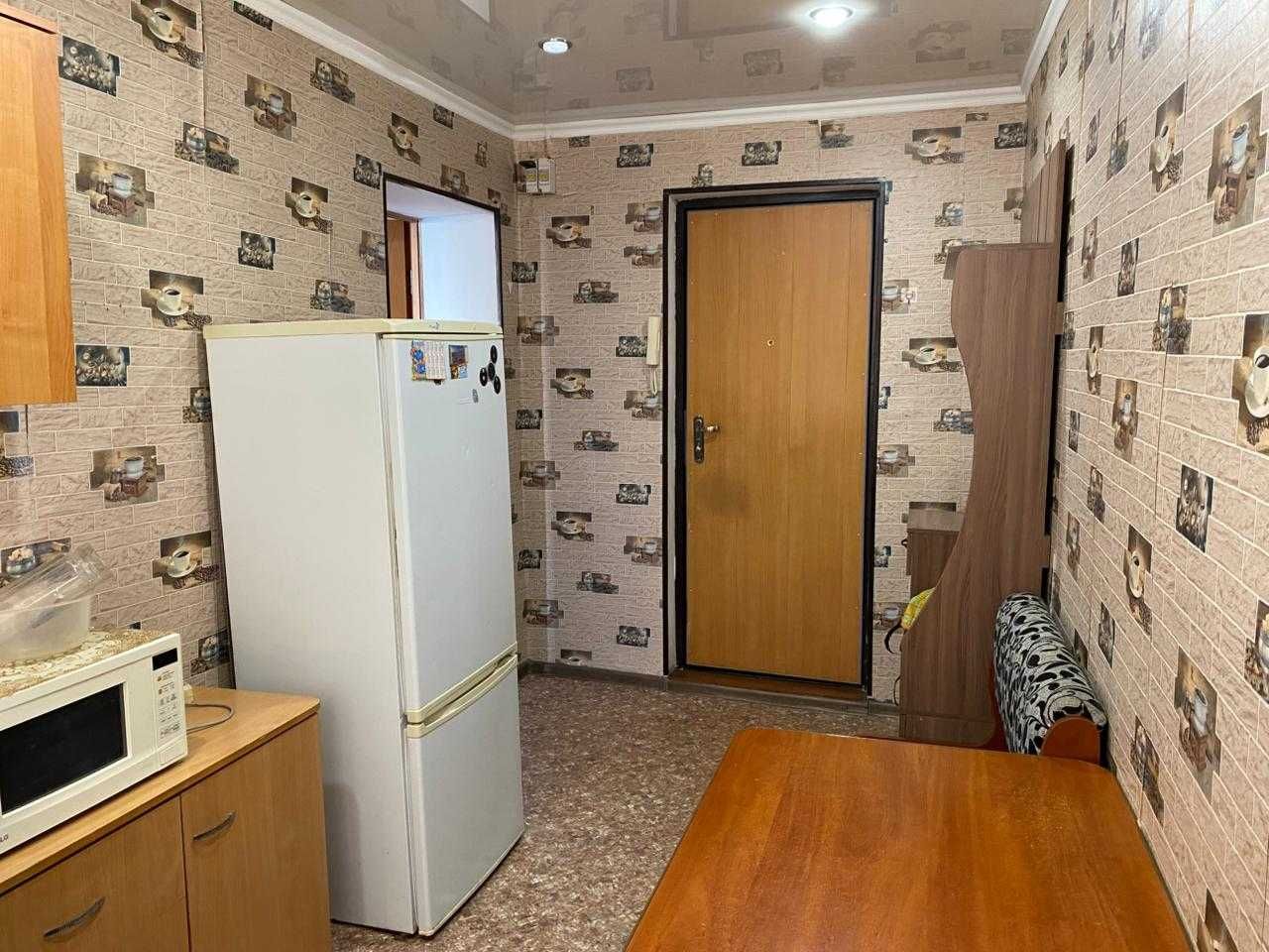 Продам 2-комнатную квартиру в 19 микрорайоне