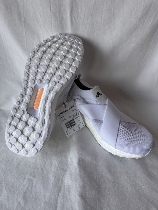 Pantofi alergare,sala,Adidas Ultraboost Slip On,marime 39,40