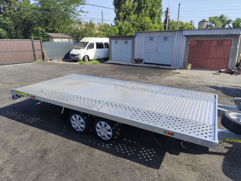 Închiriez platforma auto