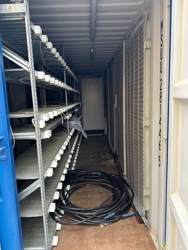 Container mining minat Asic Bitmain Avalon (BTC Kaspa Litecoin)