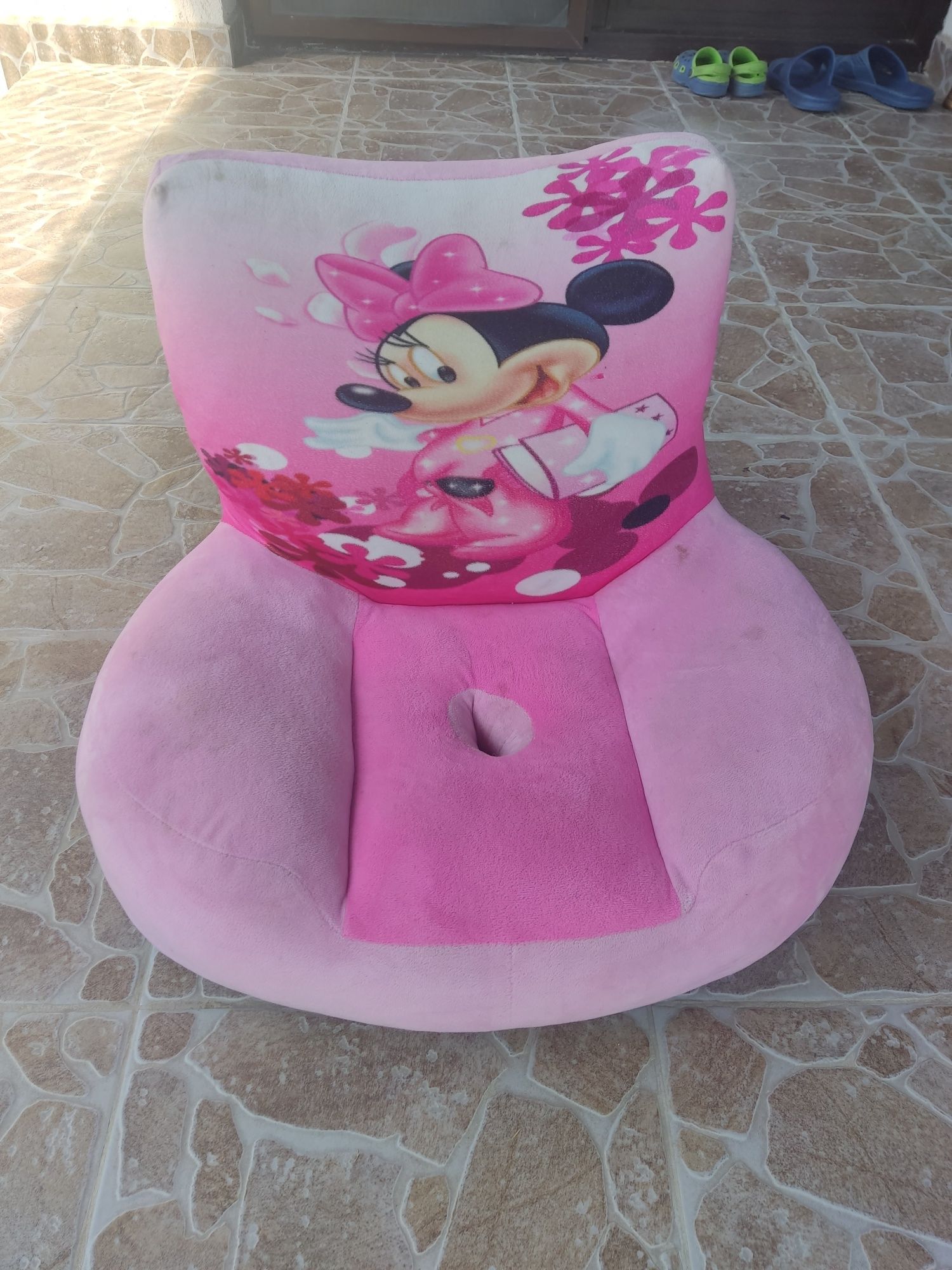 Fotoliu copii roz cu Minnie Mouse ca nou