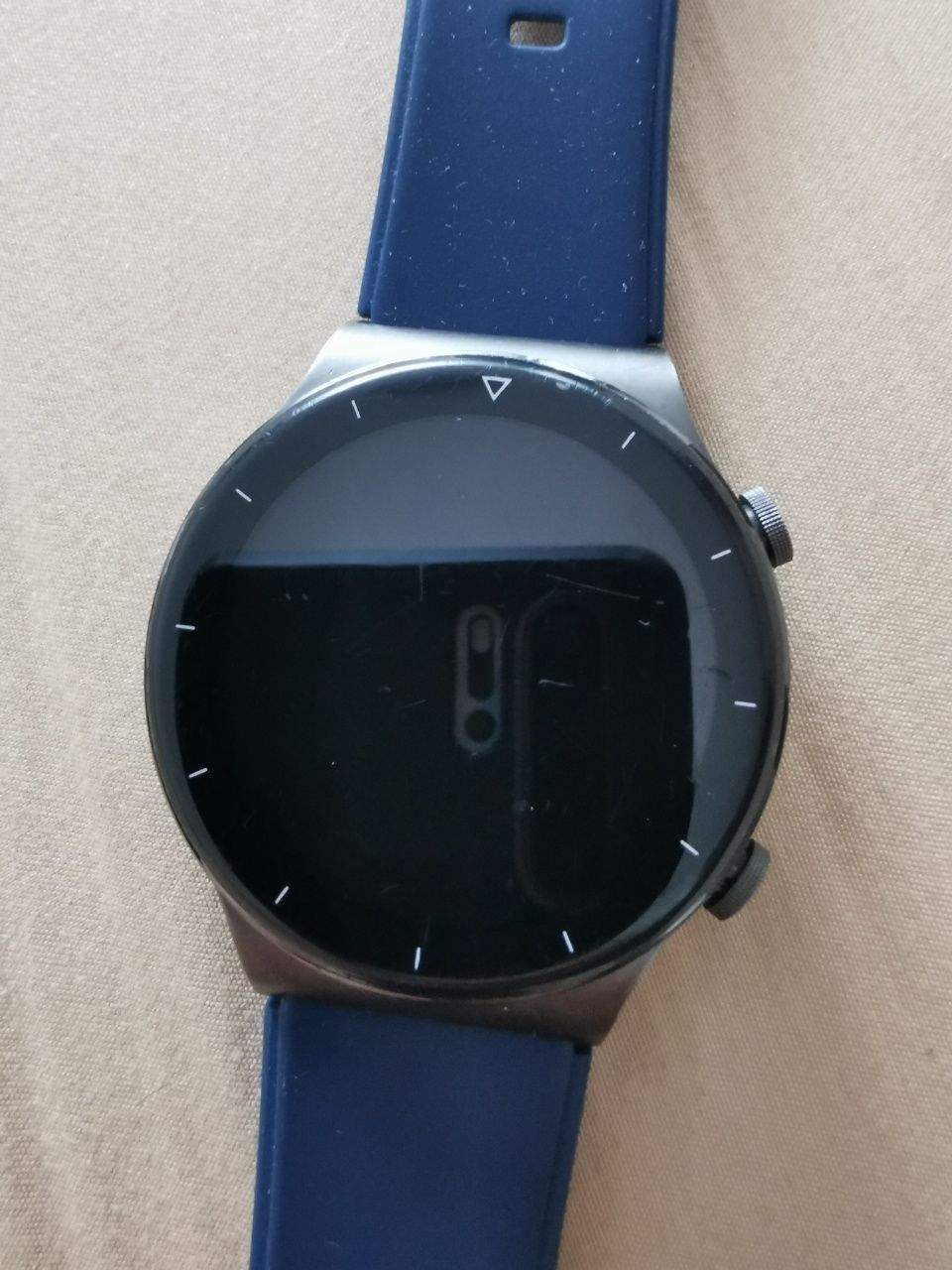 Smartwatch HUAWEI GT 2 Pro.