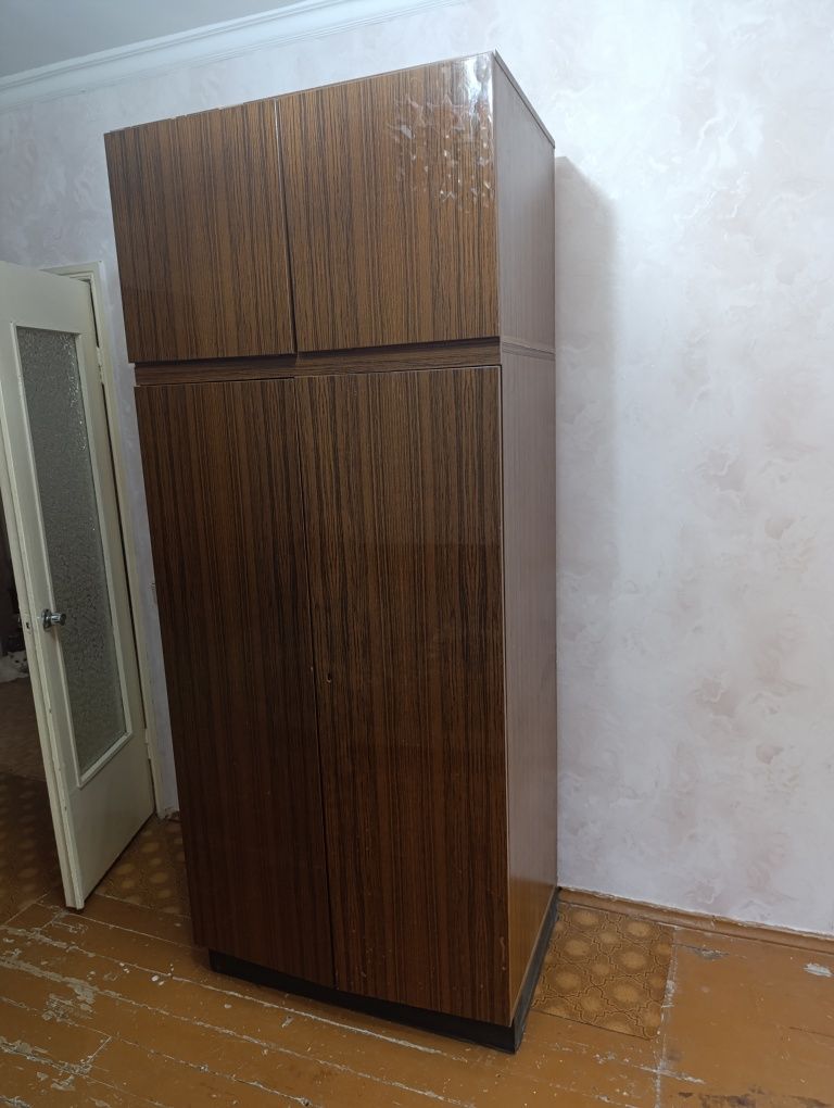 Шифонер б/у в отличном состоянии