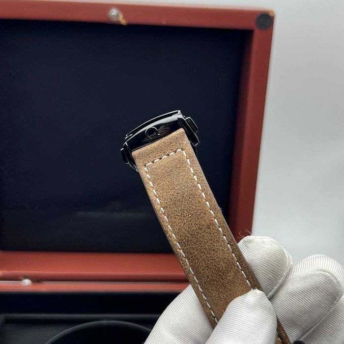 omega speedmaster darkside of the moon