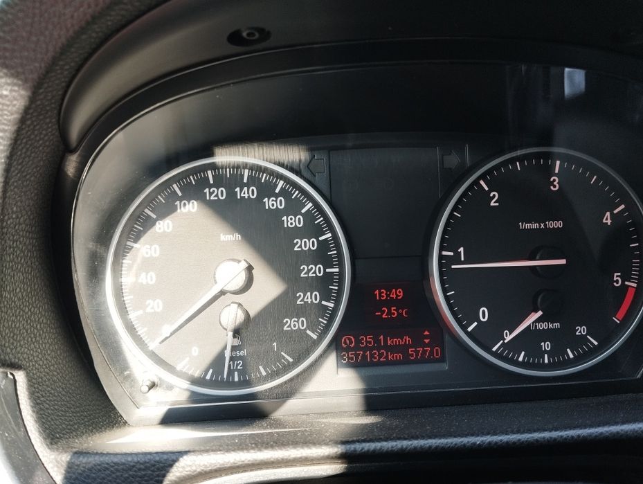 Vând BMW seria 3 e 90