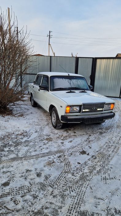 Продам машину, на бодром ходу и без вложений.