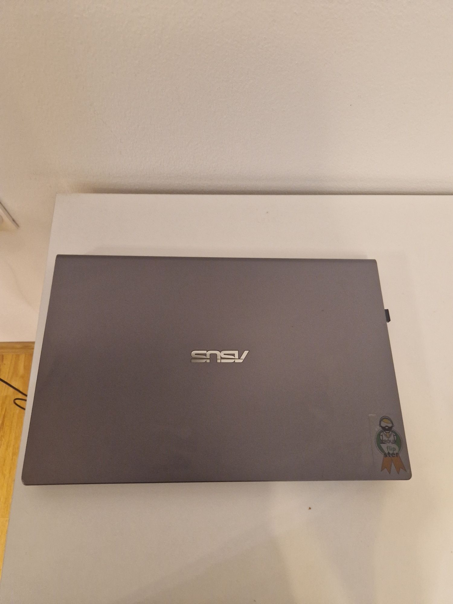 Vand sau schimb Laptop Asus X509FA