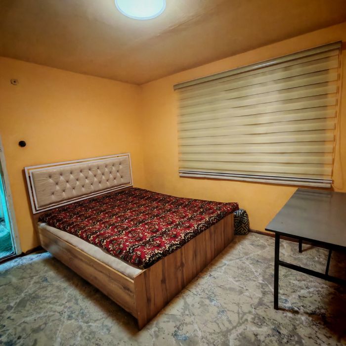 Наримоновда 1этажда 2хонали кв срочна ижарага берилади