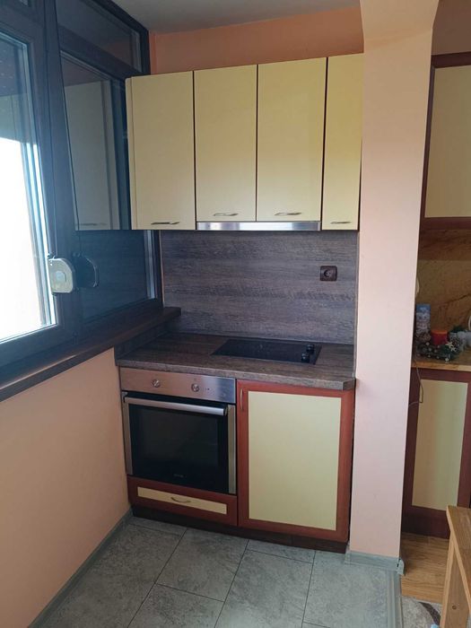 Дава се под наем Двустаен апартамент в Стара Загора, Център - 40 кв.м за 280.5 € - Снимка #2