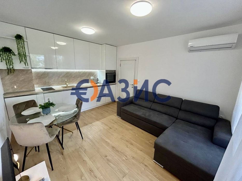 Продава се Двустаен апартамент в к.к. Слънчев бряг - 52 кв.м за 1902 €/кв.м - Снимка #3