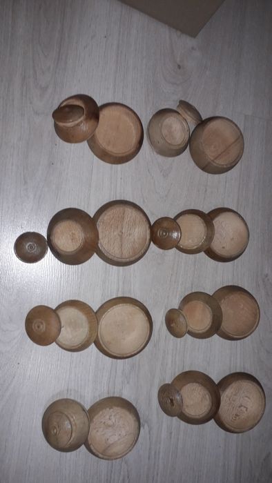 Стари дървени солници за сол и самардала