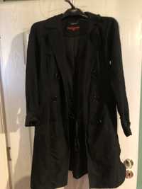 Дълго черно яке (шлифер)