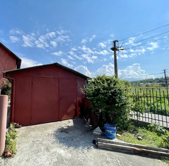 garaj demontabil cu ridicare personala