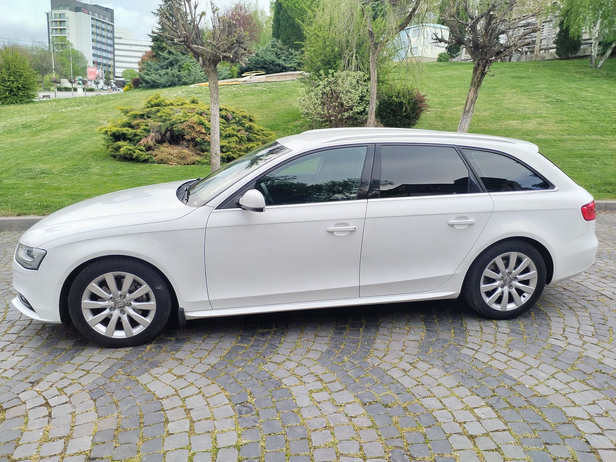 AUDI  A4 B8.5, 2013, COMBI, 2.0 DIESEL, MANUAL, 177 CP