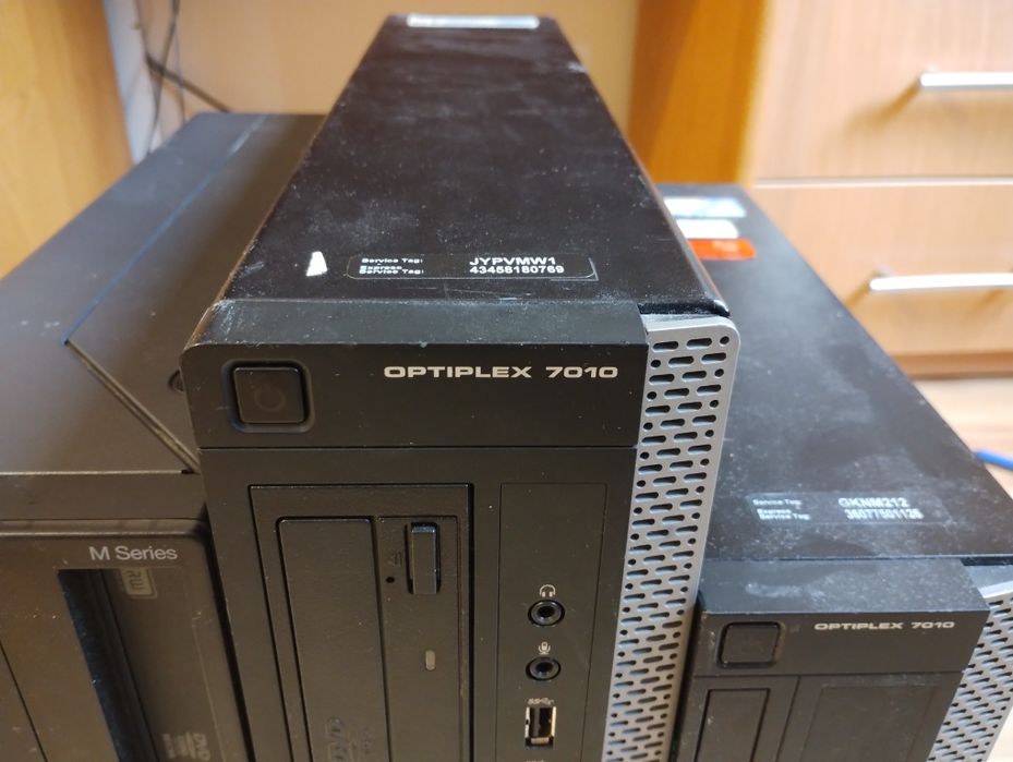 Vând pc office i3