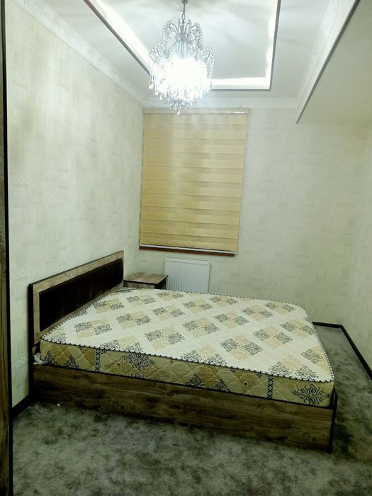 2 xonali uy barcha jihozlari bilan, Minor majmuasi orqasida