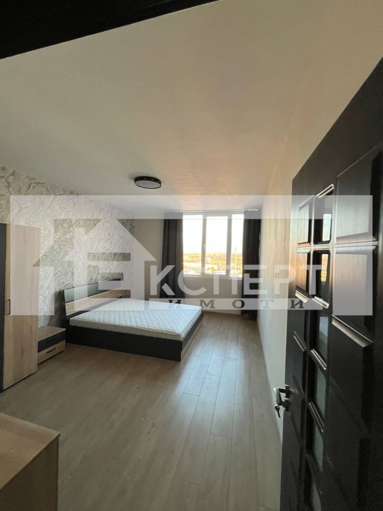 Продава се Двустаен апартамент в Пловдив, Изгрев - 80 кв.м за 1050 €/кв.м - Снимка #2