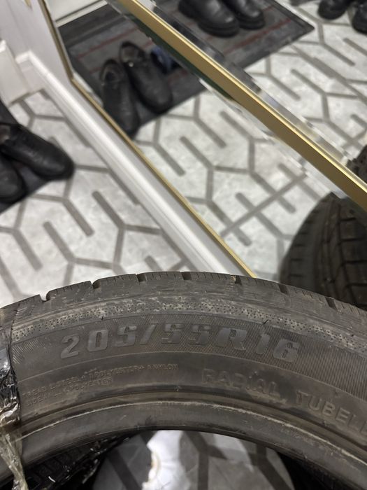 Продаю б/у шины Размер 205/55/R16