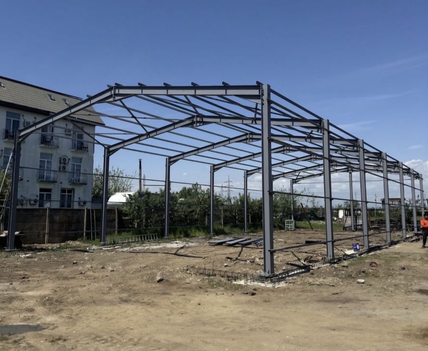 Confecționăm hale metalice structuri metalice