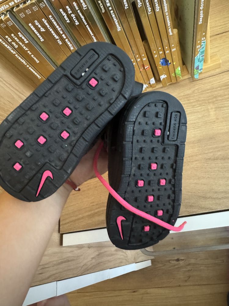 Бебешки боти Nike