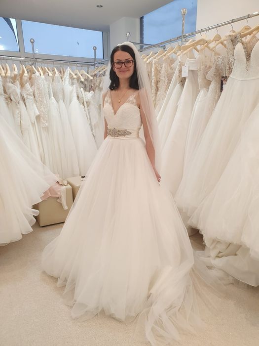 Vând rochie de mireasă