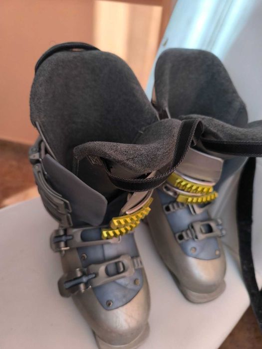 Ски обувки  Rosignol 25,5 2бр. Solomon 1 бр. 24