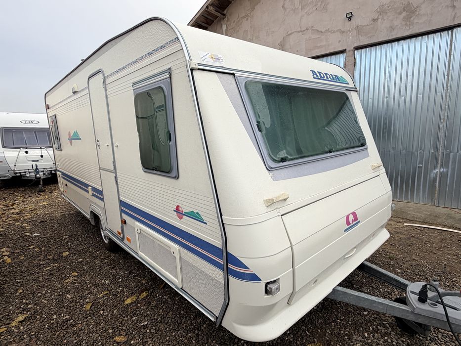 Rulota Adria Unica 502UP,2001,4 pers,fransbed,baie,dus,wc fix