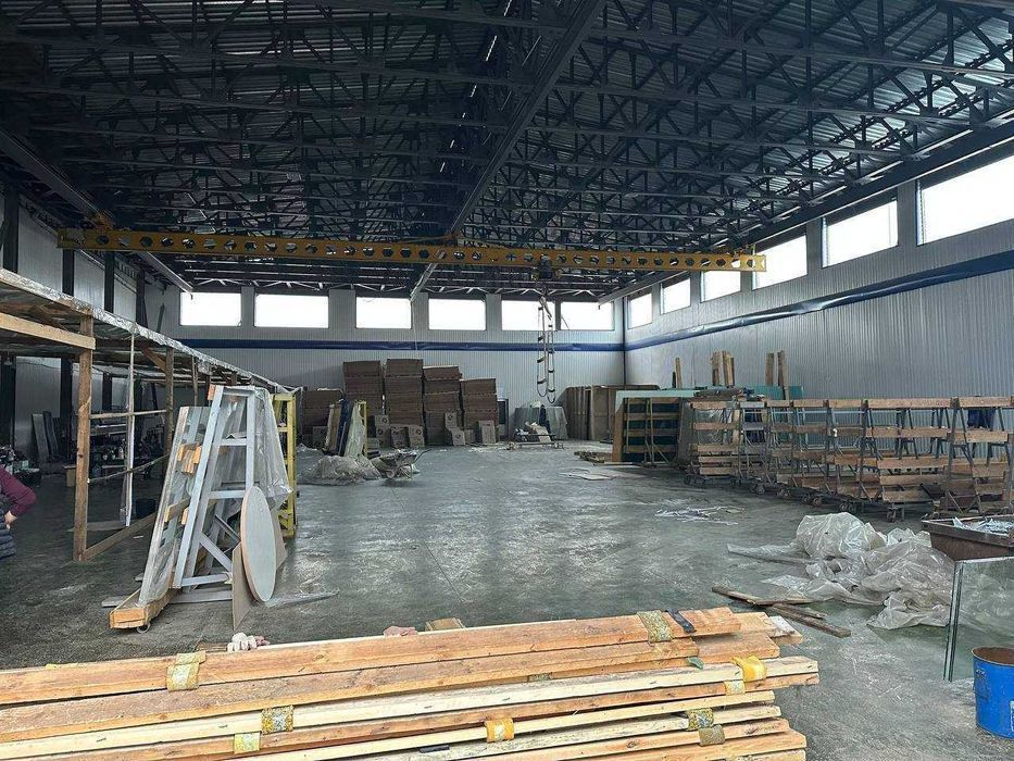 Аренда производственной базы 1300 м² на участке 55 соток