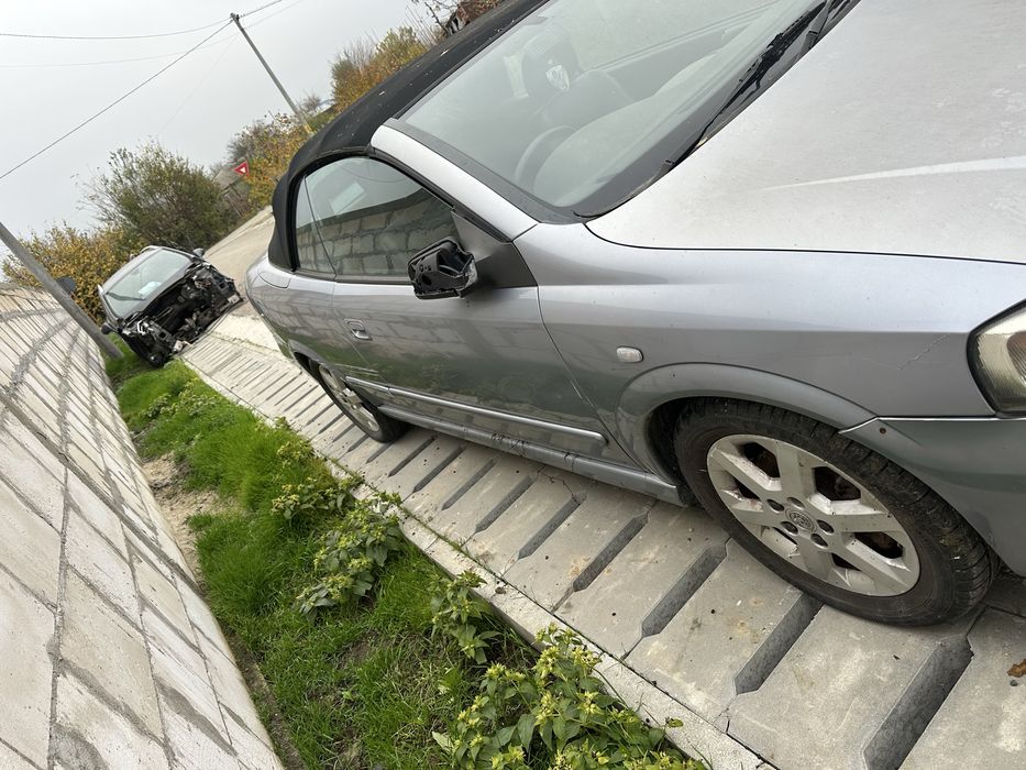 Dezmembrez opel Bertone