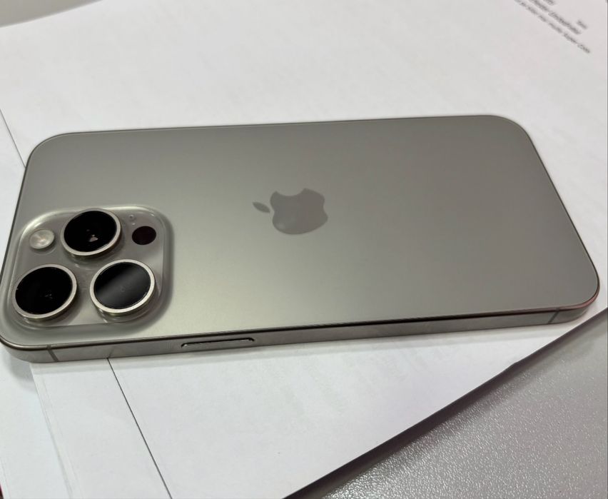 iPhone 15 Pro Max