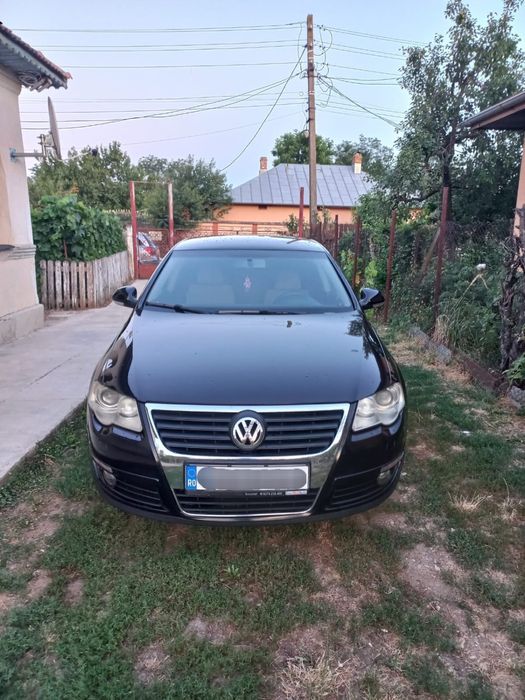 Vând Volkswagen Passat B6