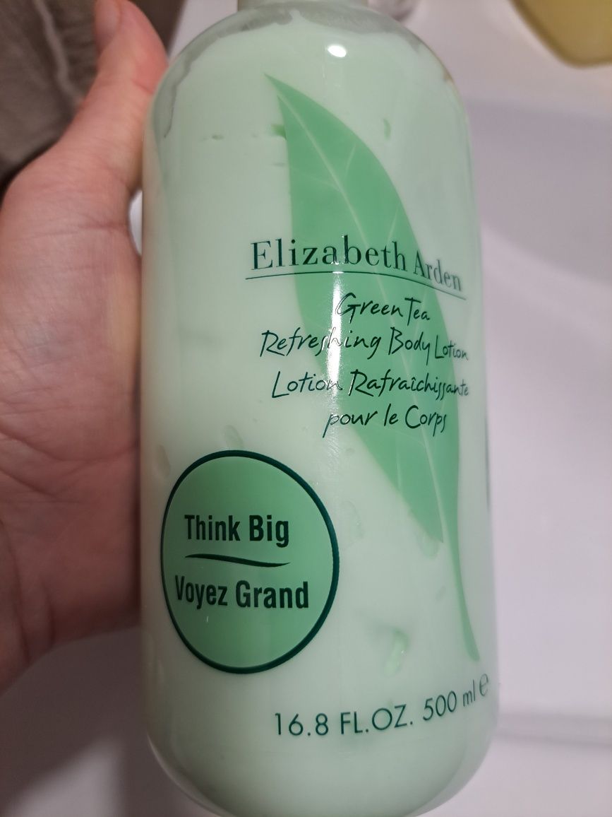 Crema de corp elisabeth arden
