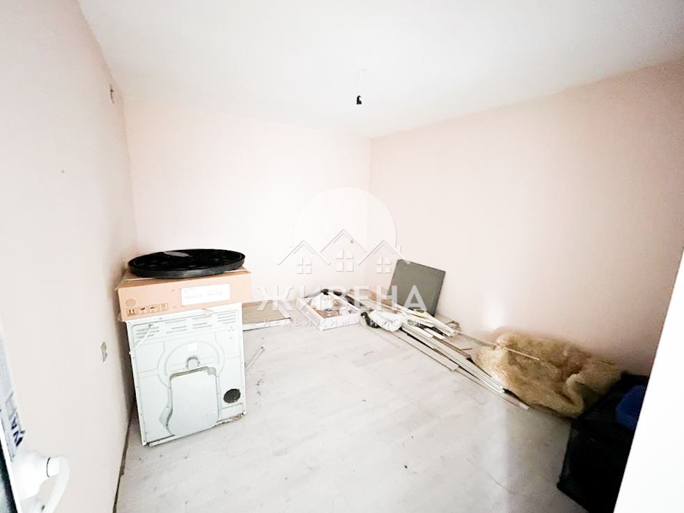 Продава се Къща в с. Оброчище, Област Добрич - 100 кв.м за 960 €/кв.м - Снимка #9