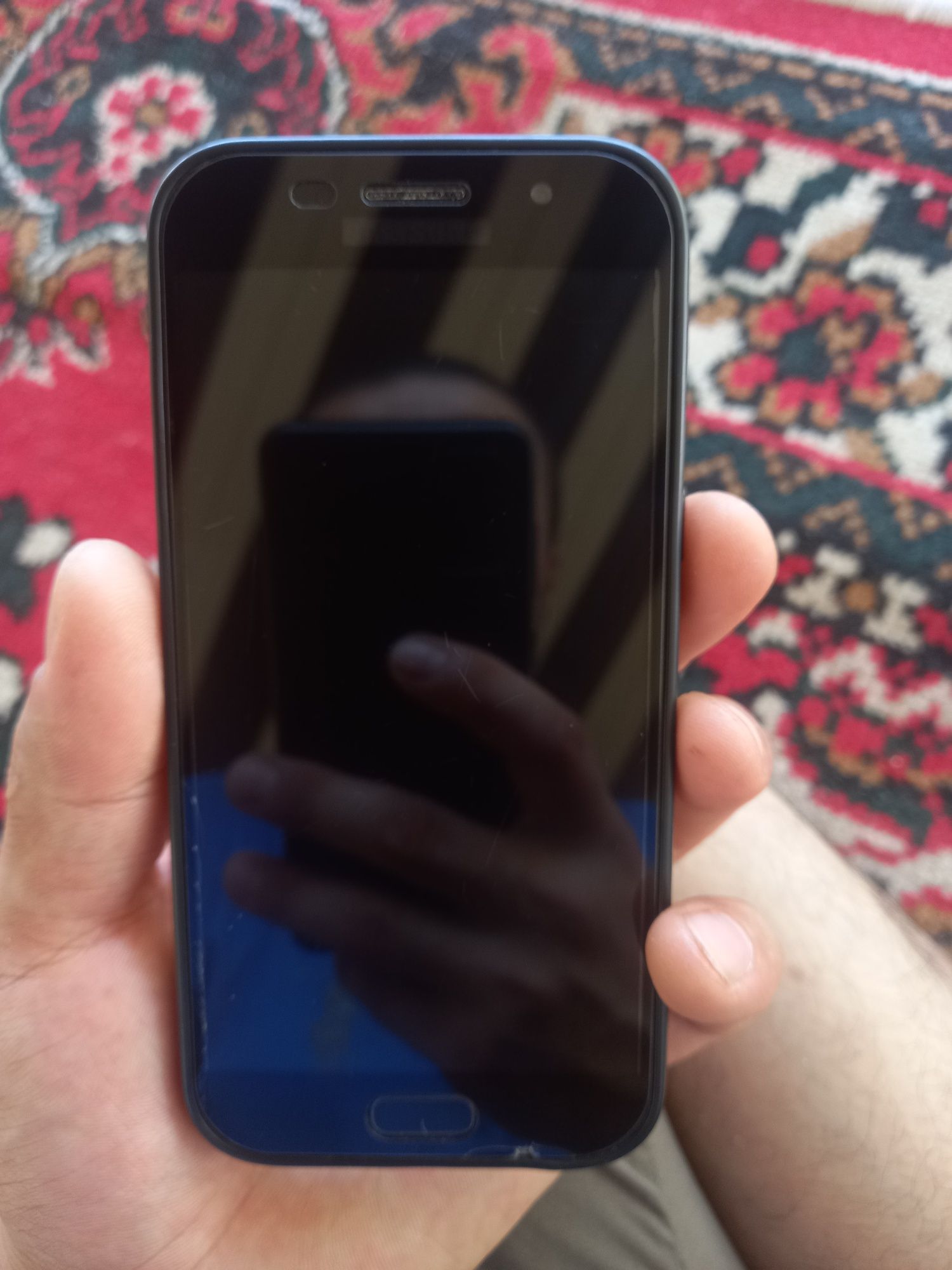 Samsung A5 2017 xolati yaxshi