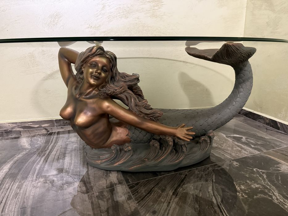 Луксозна холна маса