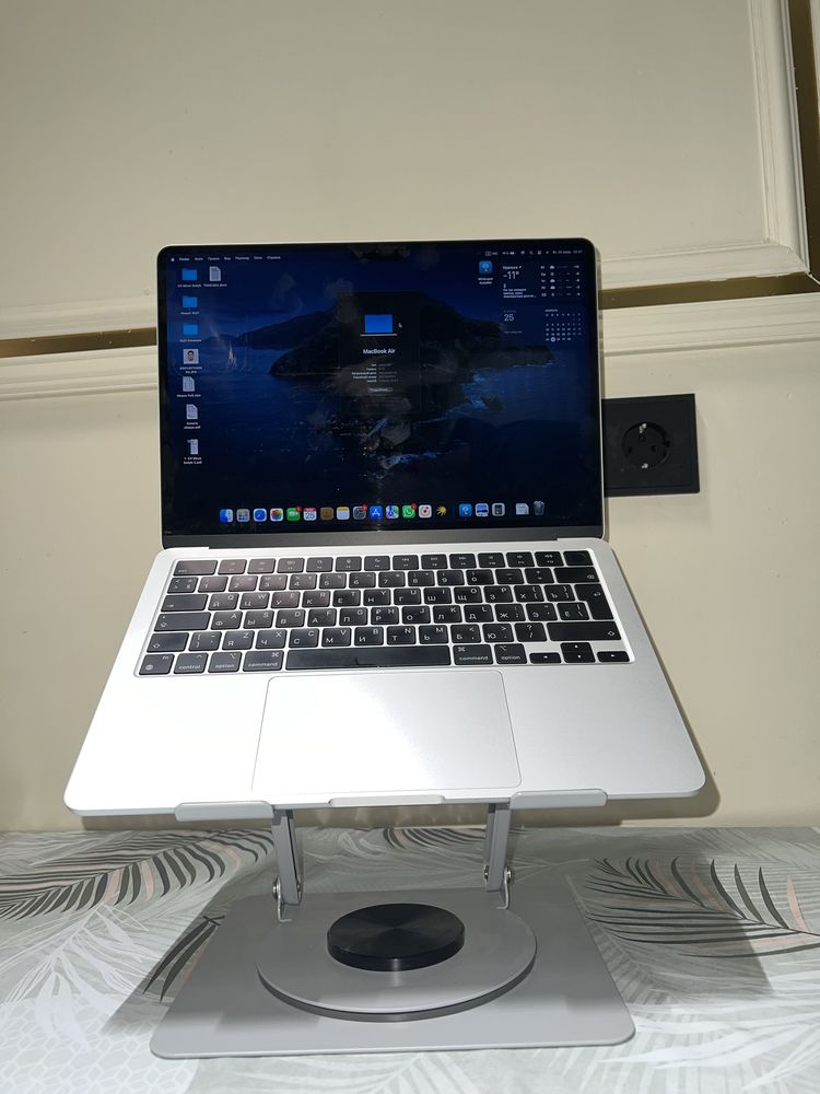MacBook Air M2 2022