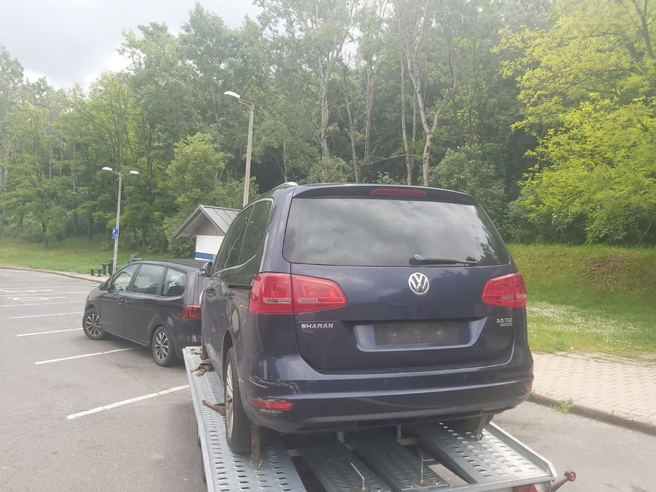 Vând vw Sharan 7 locuri , an 2014 , uși electrice, jenti