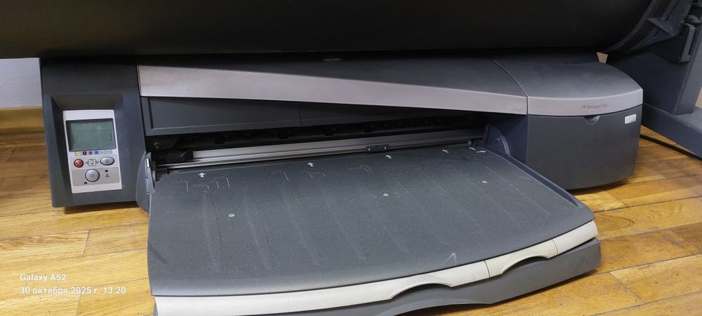 Плотер hp designjet 90r