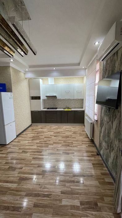 Chilonzorda kvartra Arentr Jahon tillari Novza metro