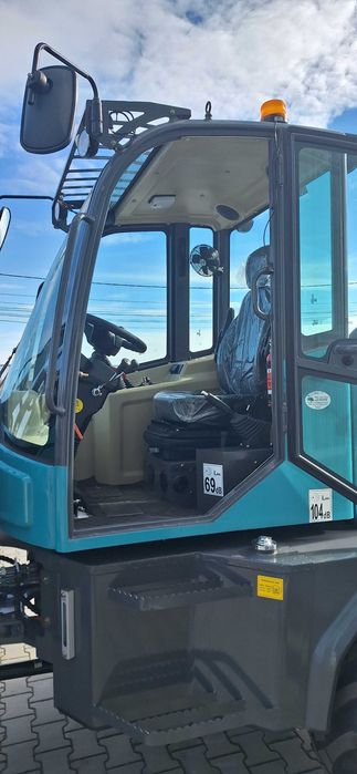 Incarcator frontal articulat  nou 1,6T, Kamex k1600; 15800 euro + TVA