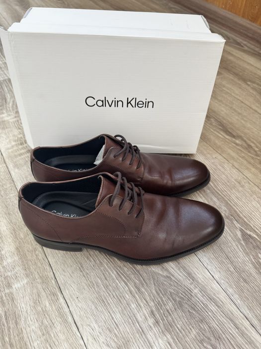 Кожаные оригинальные туфли Calvin klein
