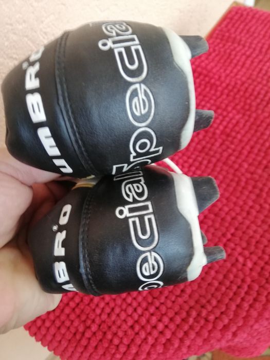 Crampoane nr 38 Umbro