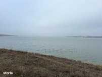 Teren de vânzare cu vedere la lac