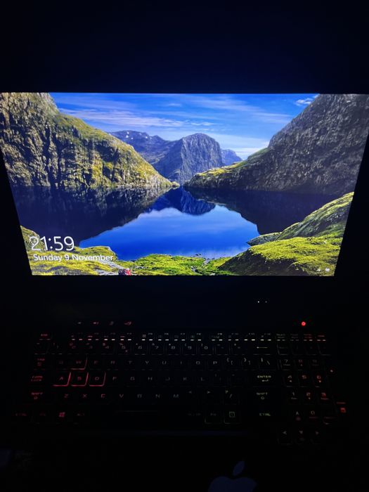 Asus RogStrix GL703GE, i7-8750H, 17.3”,GTX 1050 TI 4GB,1TB HDD+256 SSD