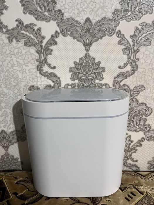 Продам настольную автоматическую мусорку