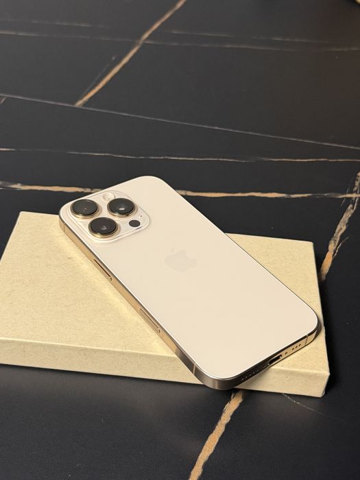 Iphone 16 pro Desert Titanium impecabil