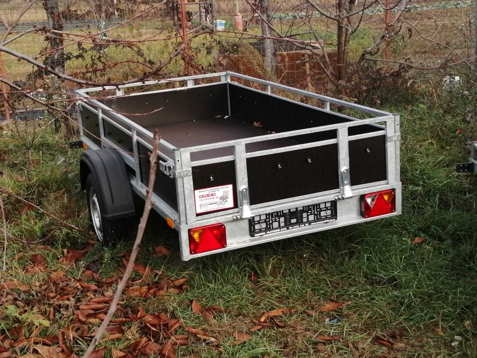 Remorci si platforme din stoc sau la comanda, noi, posibilitate rate