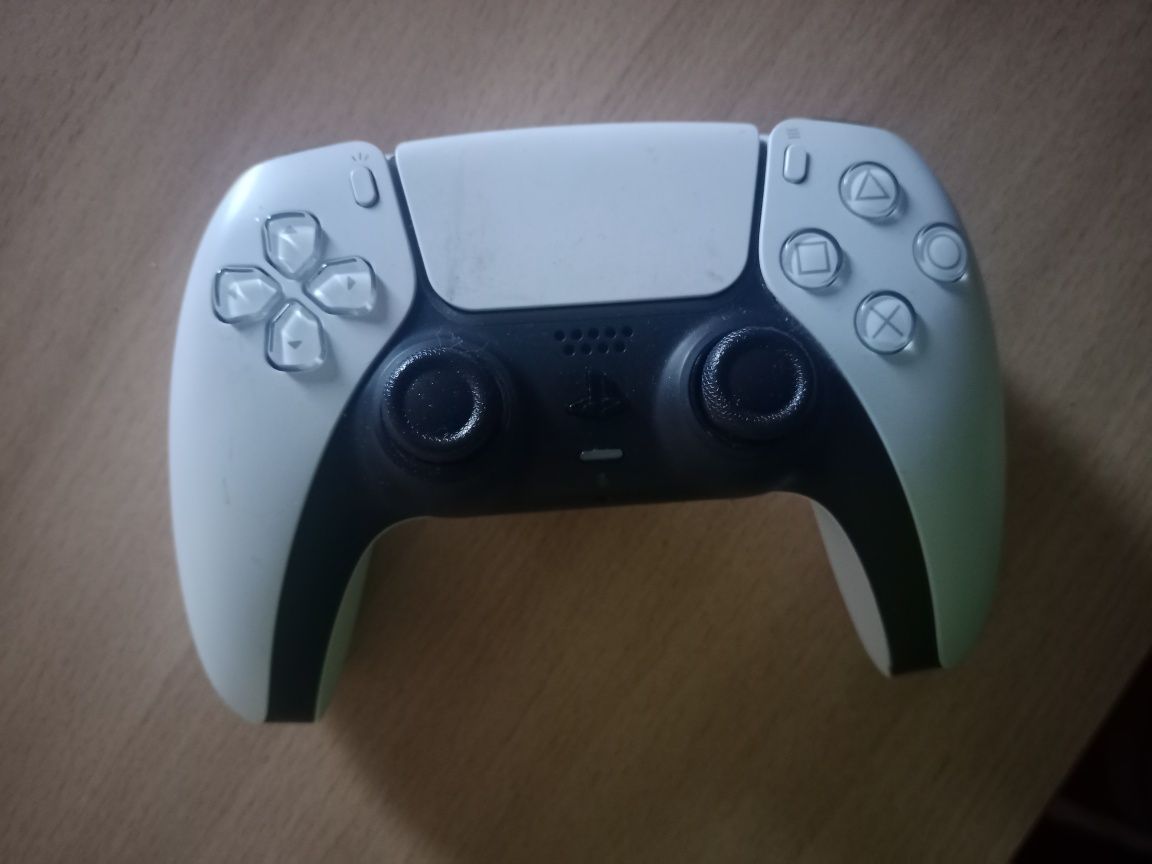 Ps5 slim с дисководом +3 игры+геймпад